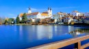 <h3 data-start="4700" data-end="4751">🌊 <strong data-start="4707" data-end="4749">Ulick&yacute; Rybn&iacute;k &ndash; A Serene Pond in Telč!</strong></h3>
<p data-start="4752" data-end="4857">Take a break by <strong data-start="4768" data-end="4785">Ulick&yacute; Rybn&iacute;k</strong>, a <strong data-start="4789" data-end="4809">picturesque pond</strong> that adds to <strong data-start="4823" data-end="4849">Telč&rsquo;s fairytale charm</strong>. 🌊🦢</p>
<p data-start="4859" data-end="4931">💡 <strong data-start="4862" data-end="4874">Must-Do:</strong> Enjoy a <strong data-start="4883" data-end="4910">relaxing walk or picnic</strong> by the water! 🌿🍃</p>
<p data-start="4933" data-end="5053">Did you know? This pond was part of <strong data-start="4969" data-end="5015">Telč&rsquo;s medieval water fortification system</strong>, protecting the town from invaders!</p>
<p data-start="5055" data-end="5173">📍 A peaceful stop for <strong data-start="5078" data-end="5113">nature lovers and photographers</strong>!<br data-start="5114" data-end="5117">#Ulick&yacute;Rybn&iacute;k #ScenicTelc #NatureEscape #HiddenCzechia</p>